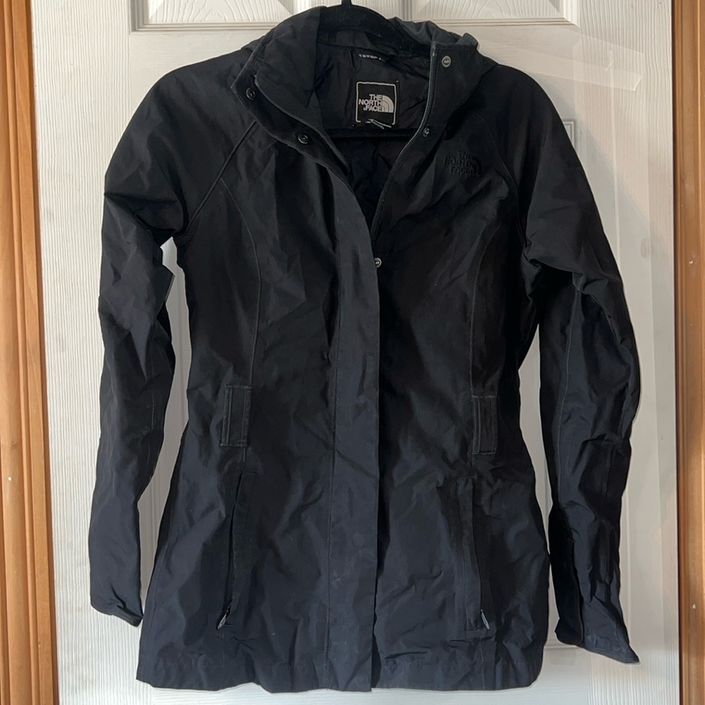 North face women’s raincoat